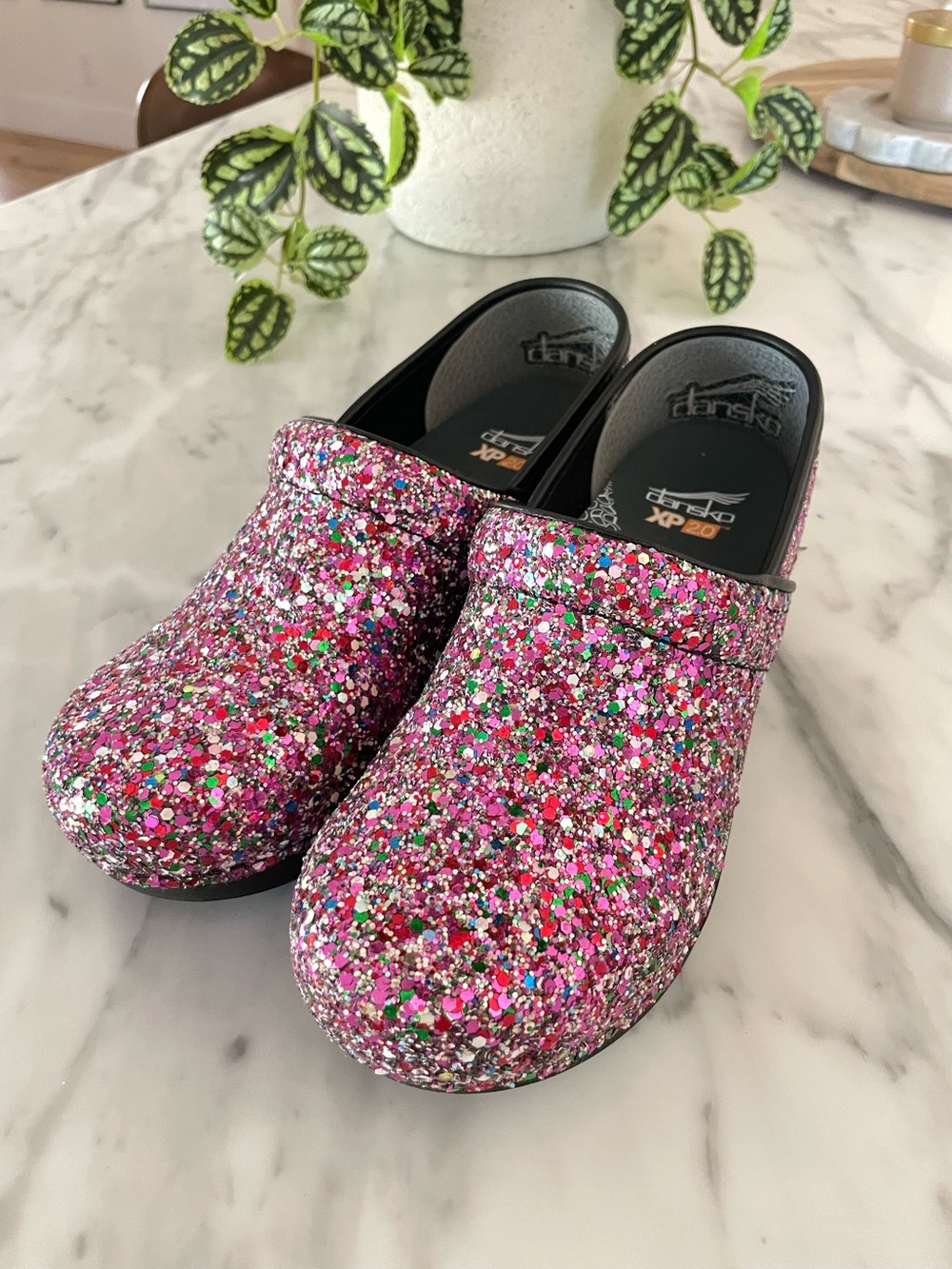 Dansko XP 2.0 Glitter Party Clogs Fairycore Mermaid Sparkle 37 Size 6.5 - 7